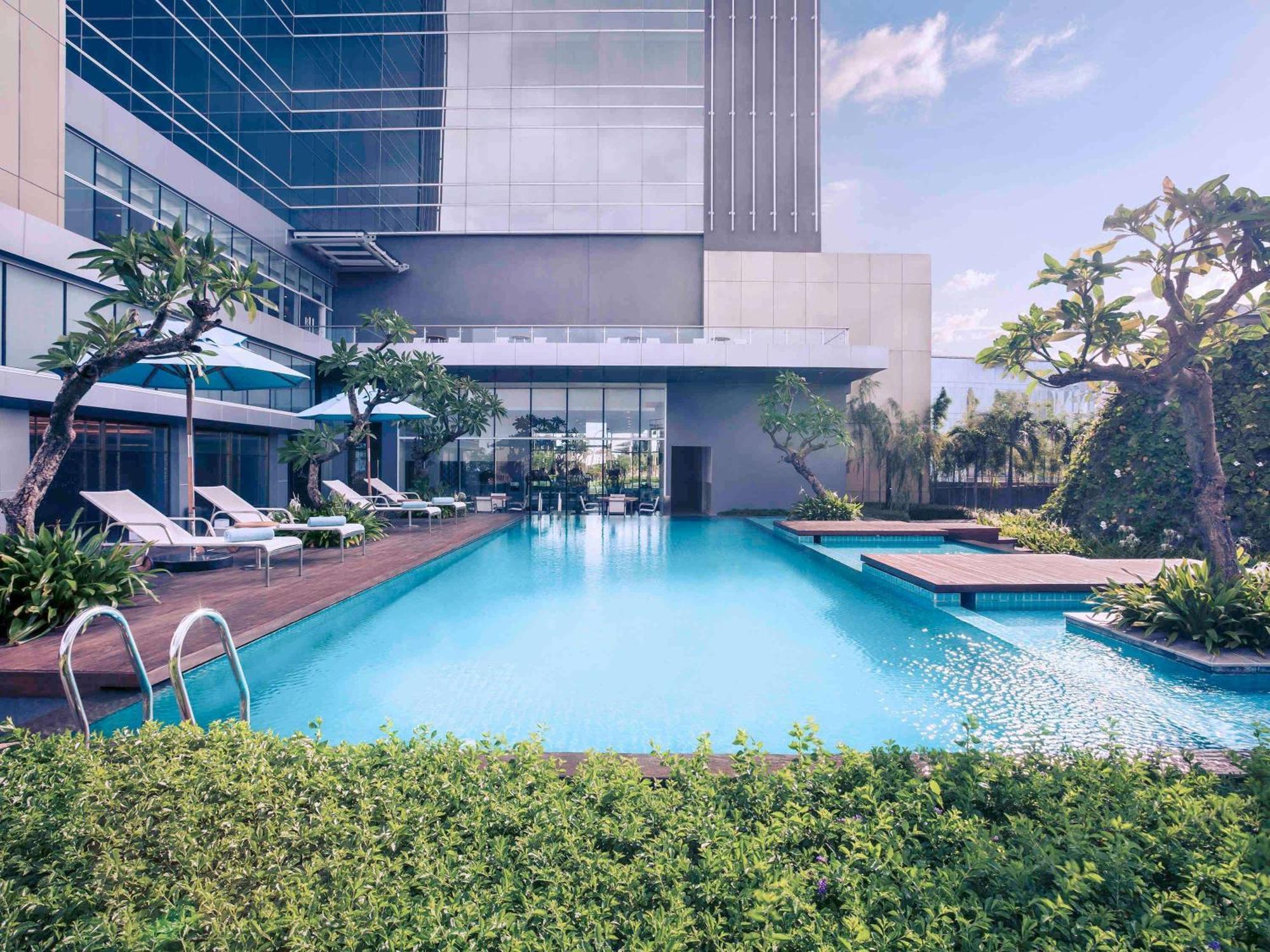 Hotel Mercure Pantai Indah Kapuk 4*